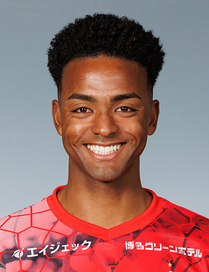 オビ パウエル オビンナ