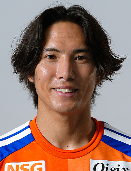 前田 椋介